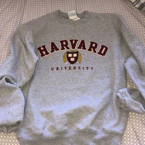GUC Harvard sweatshirt